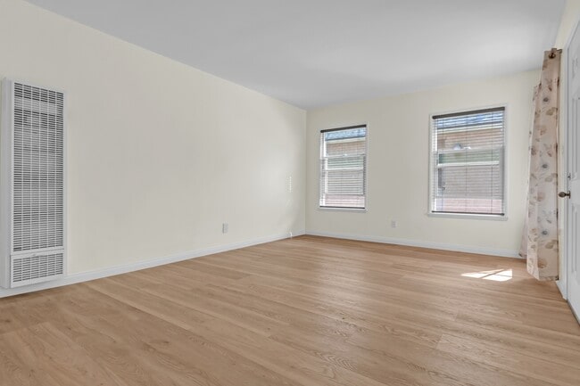 Building Photo - 4731 W 137th Pl