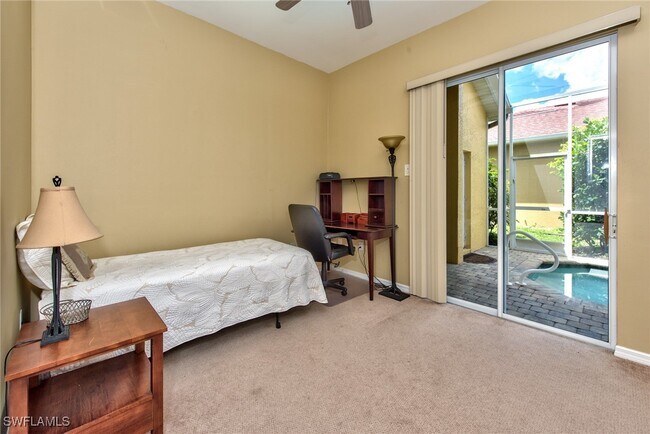 Building Photo - 3748 Kent Dr