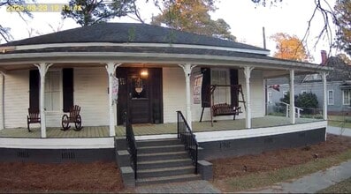 Building Photo - 226 Huger St