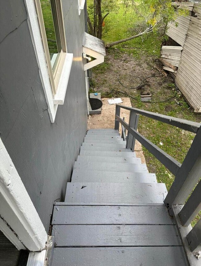 Foto del edificio - 702 Rosedale St