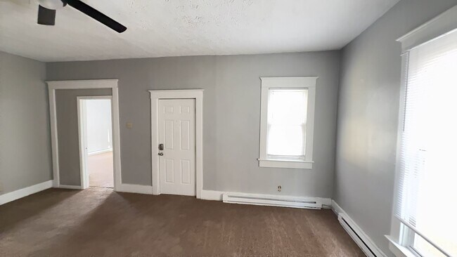 Foto del edificio - 111 S Dicks St