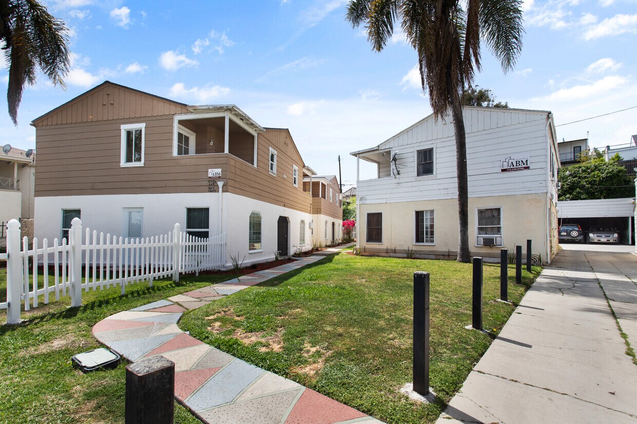 1649 Carmona Ave, Los Angeles, CA 90019 Townhome Rentals in Los