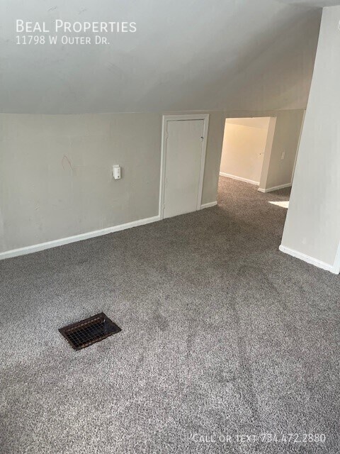 Foto del edificio - 11798 Outer Dr W