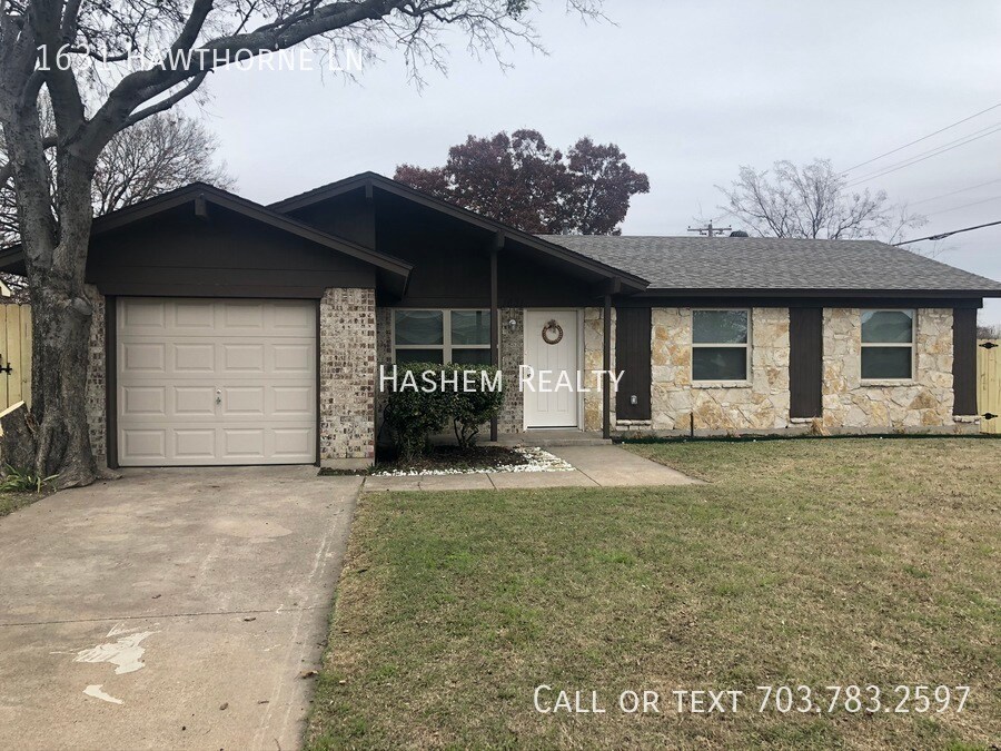 Foto principal - Adorable 3 bedroom with Huge Backyard
