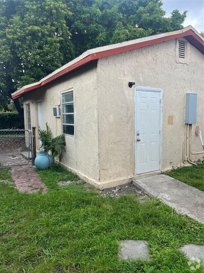 Pinewood Park Apartments under 2,000 Miami, FL 3 Rentals