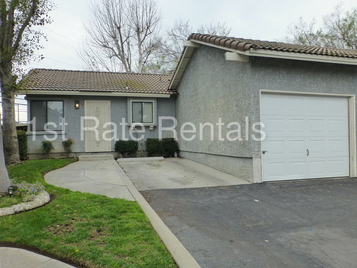 Foto principal - 9505 Arlington Ave
