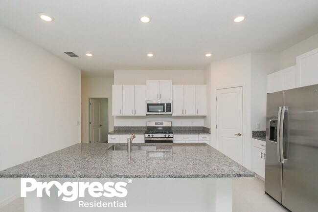 Foto del edificio - 4015 84th Ct E