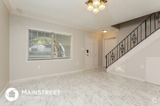 Building Photo - 392 Crystal Ave