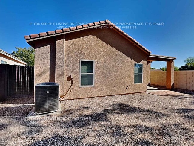 Foto del edificio - 2563 W Camp River Rd