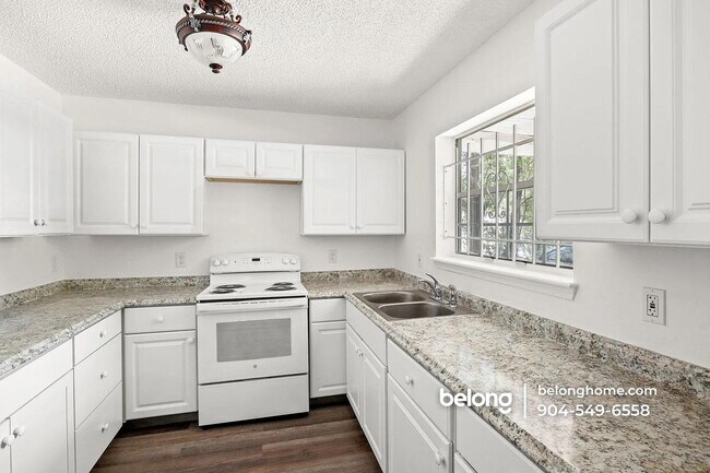 Foto del edificio - 1995 W 4th St