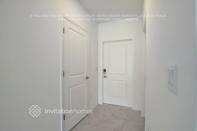 Foto del edificio - 2077 E Landings Wy
