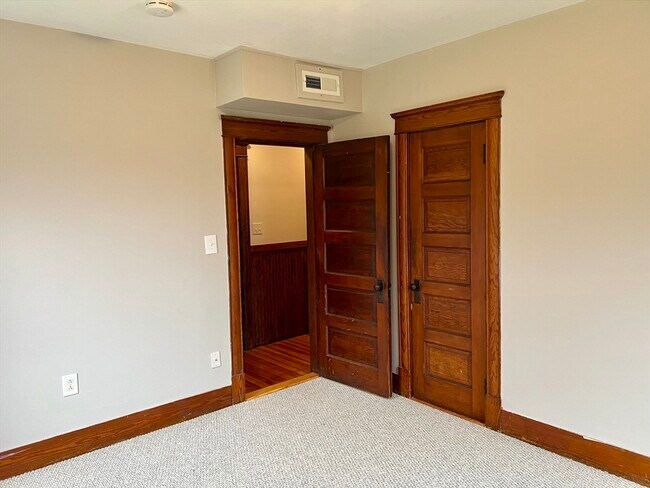 Foto del edificio - 308 Pleasant St
