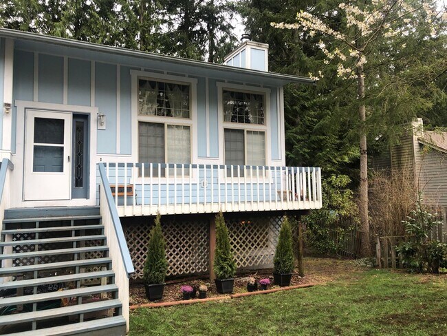 Building Photo - 2 Bedroom Home in Poulsbo