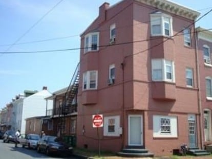 Primary Photo - 827 Green St