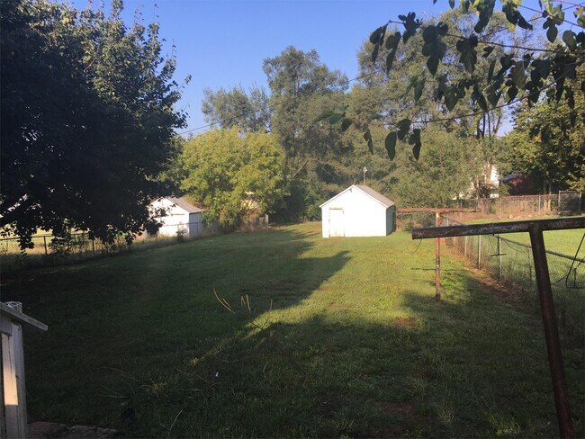 Foto del edificio - 522 N High St