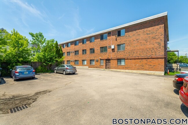 Foto del edificio - 14 Murdock St