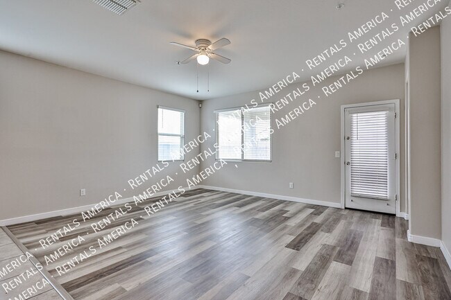 Foto del edificio - 30938 W Mitchell Dr