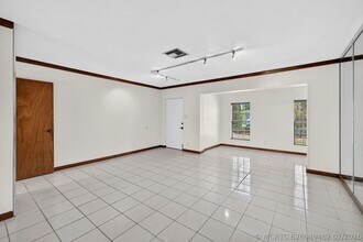 Building Photo - 2060 Tropic Isle
