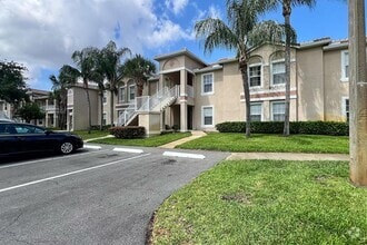 Building Photo - 13300 Fairway Glen Dr