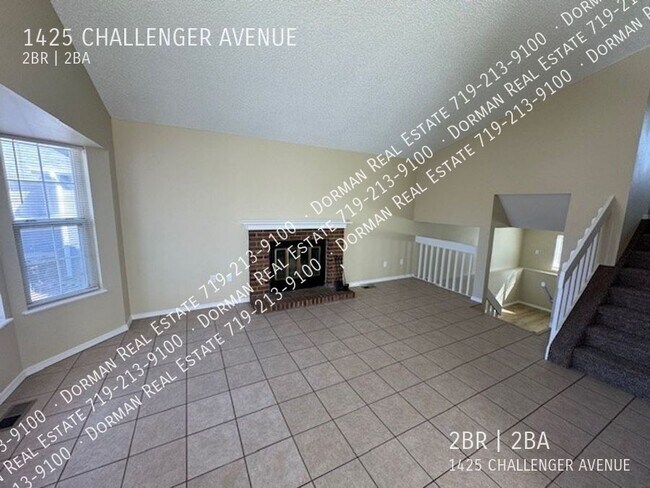 Building Photo - 1425 Challenger Ave
