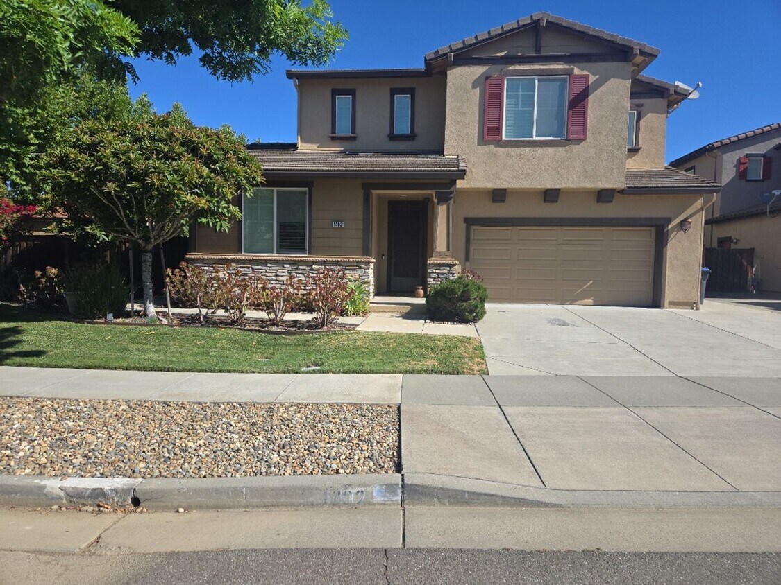Primary Photo - Gorgeous corner lot home