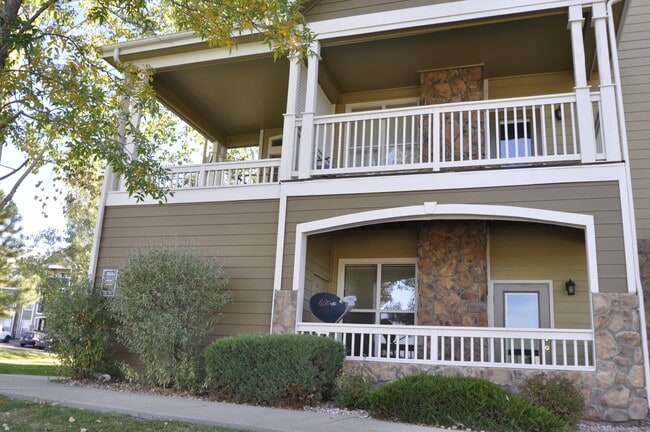 Photo - 6009 Castlegate Dr W Townhome