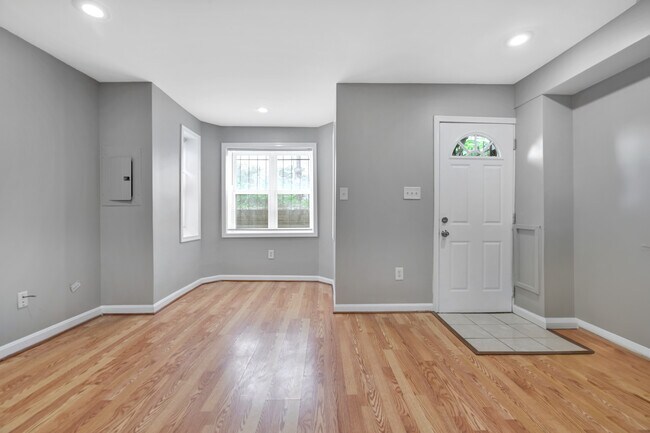 Foto del edificio - 408 Rhode Island Ave NW