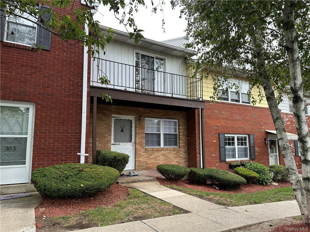 Primary Photo - 276 Temple Hill Rd