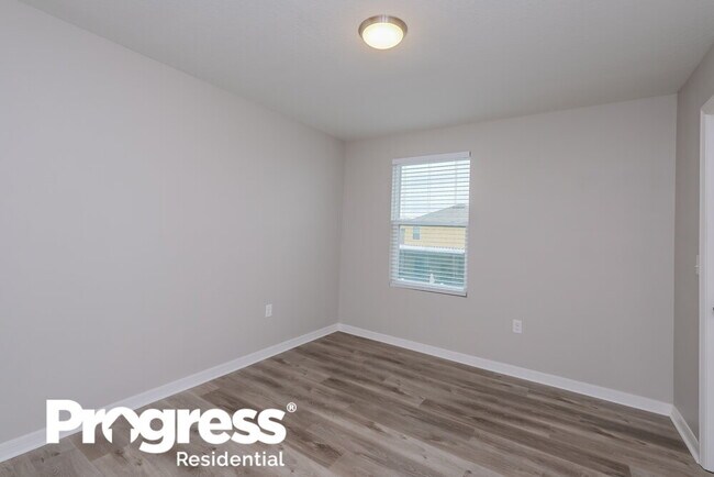 Building Photo - 10124 Geese Trail Cir