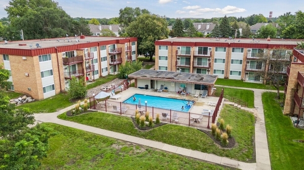 Foto del edificio - Boulder Court Apartments