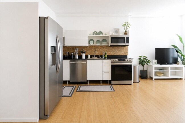 Foto del edificio - 690 SW 1st Ct