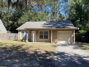 Building Photo - 136 Quail Hollow Dr