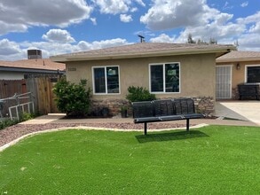 Building Photo - 11128 Oriole Dr