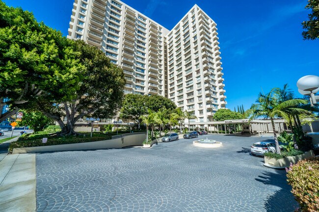 Foto del edificio - 2160 Century Park E