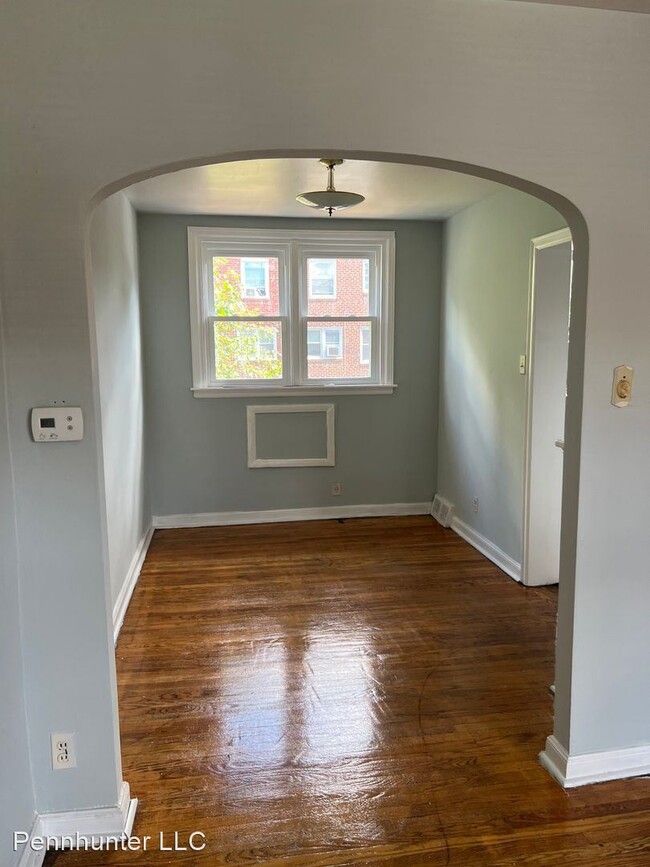 Building Photo - 2 br, 1 bath House - 4643 Weymouth St