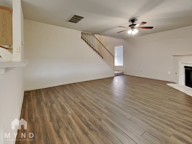 Foto del edificio - 14321 Lemongrass Ln