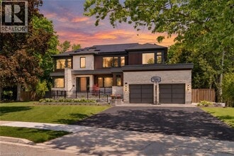Building Photo - 26 Golfview Pl