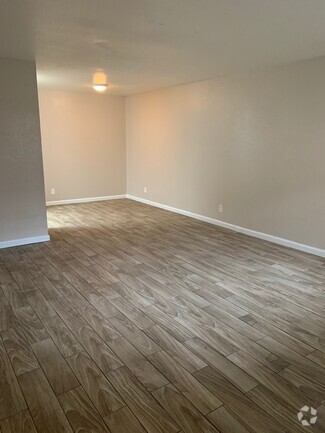 Building Photo - 6200 W Tidwell Rd