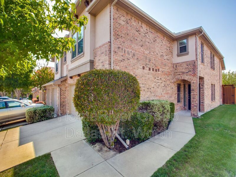 Primary Photo - 1145 Landon Ln