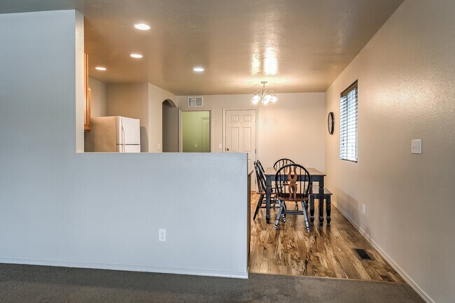 Building Photo - Single-Level Home in Meridian
