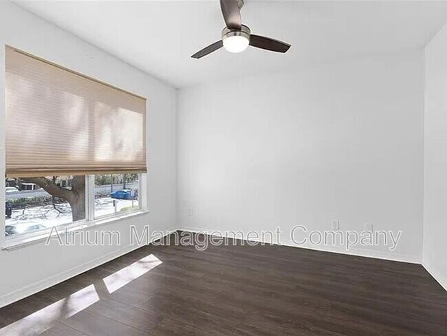 Foto del edificio - 2717 Maitland Crossing Way