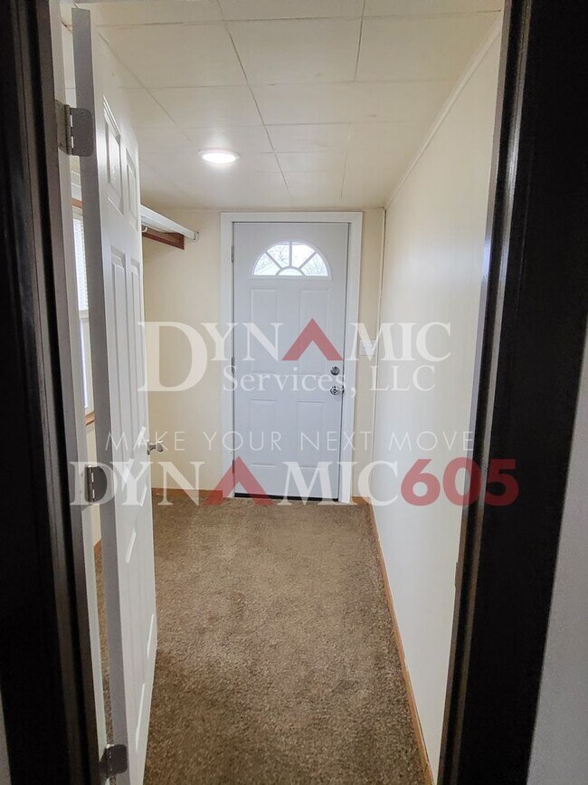 Foto del edificio - 3BR/1BA Single Family House For Rent