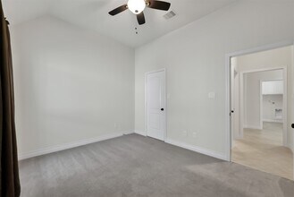 Building Photo - 150 N Greatwood Glen Pl