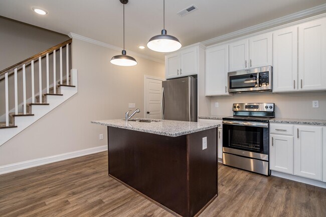 Foto del edificio - 81 Marsh Harbor St