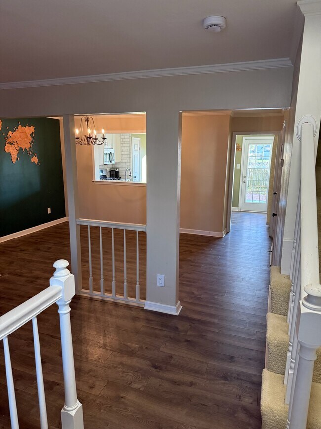 Foto del edificio - 713 Goodard Dr