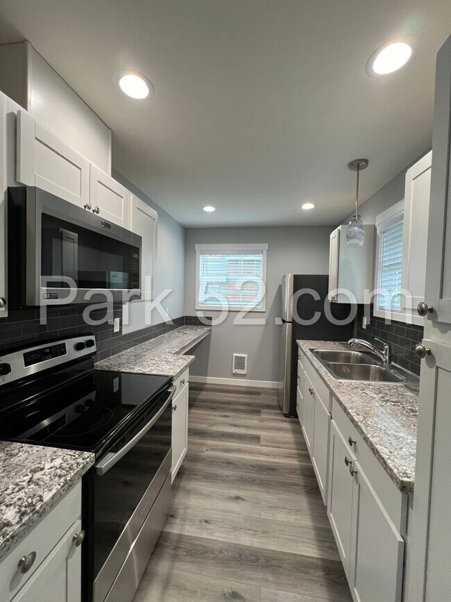 Foto del edificio - Updated 1 Bedroom 1 Bathroom Single Family Home!