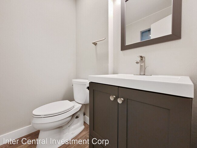 Building Photo - 3 br, 2.5 bath House - 7815 140th PL NE