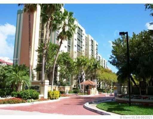 Foto del edificio - 17021 N Bay Rd