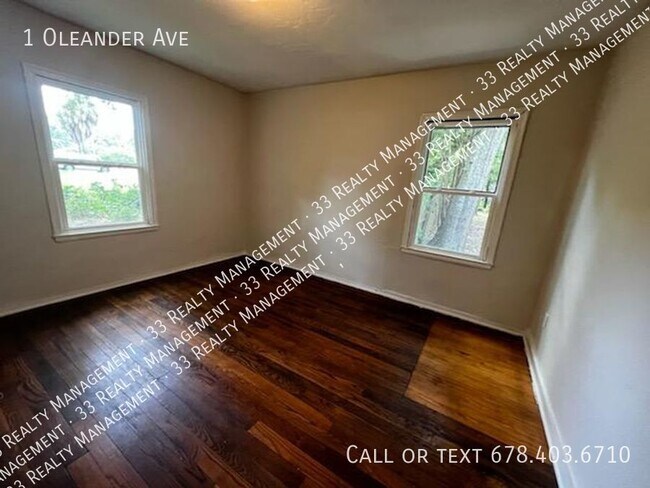 Foto del edificio - Renovated 2 Bedroom 1 Bath Home
