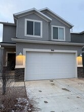 Building Photo - 866 S Brubaker Way